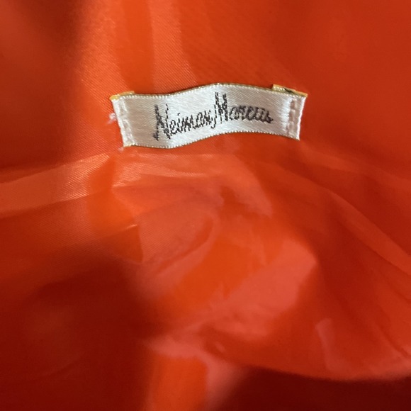 Neiman Marcus Orange Textured Large Tote Zip Pockets Pool Beach Cruise - Picture 4 of 8